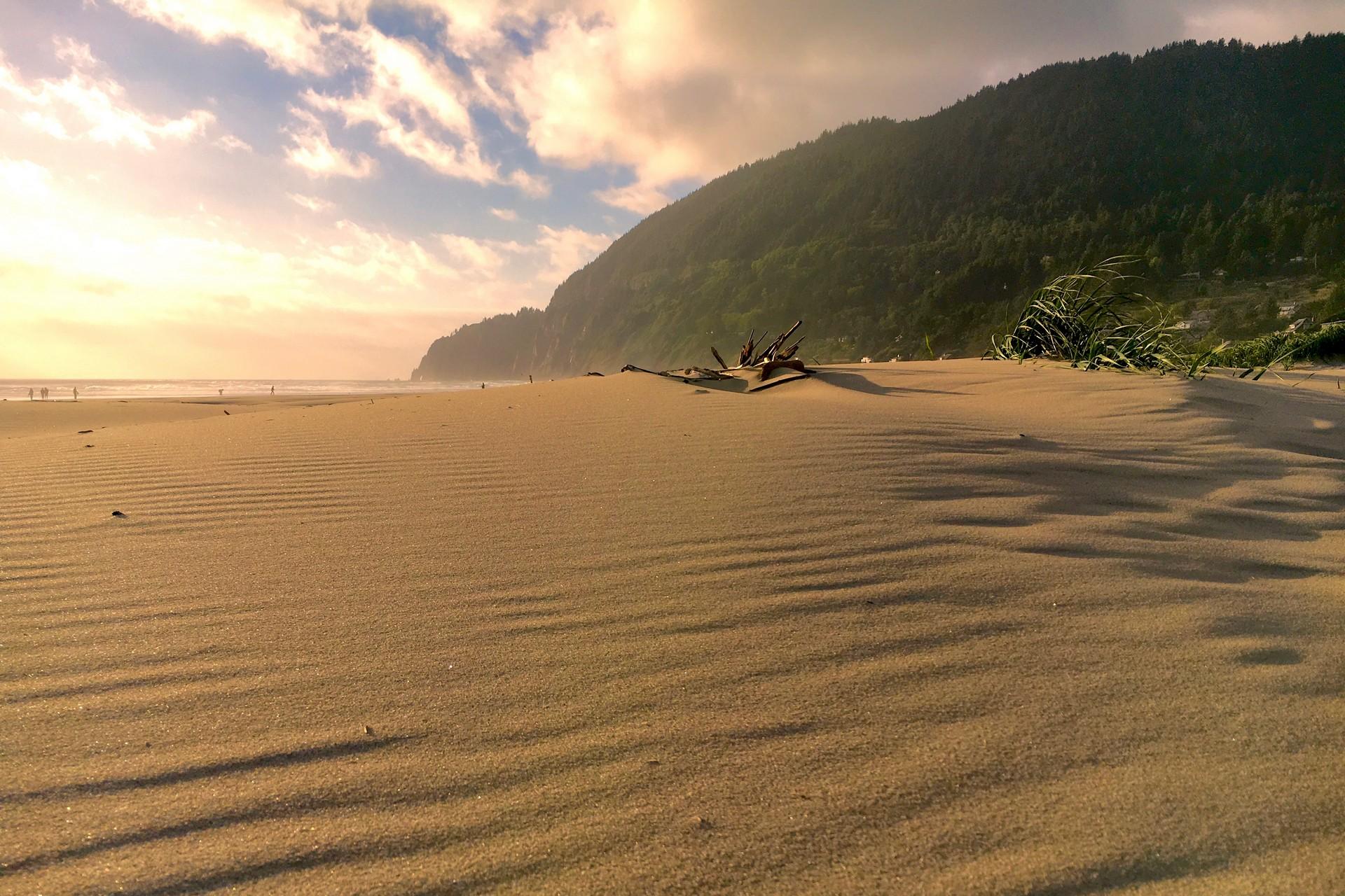 Location near Manzanita with cloudy sky