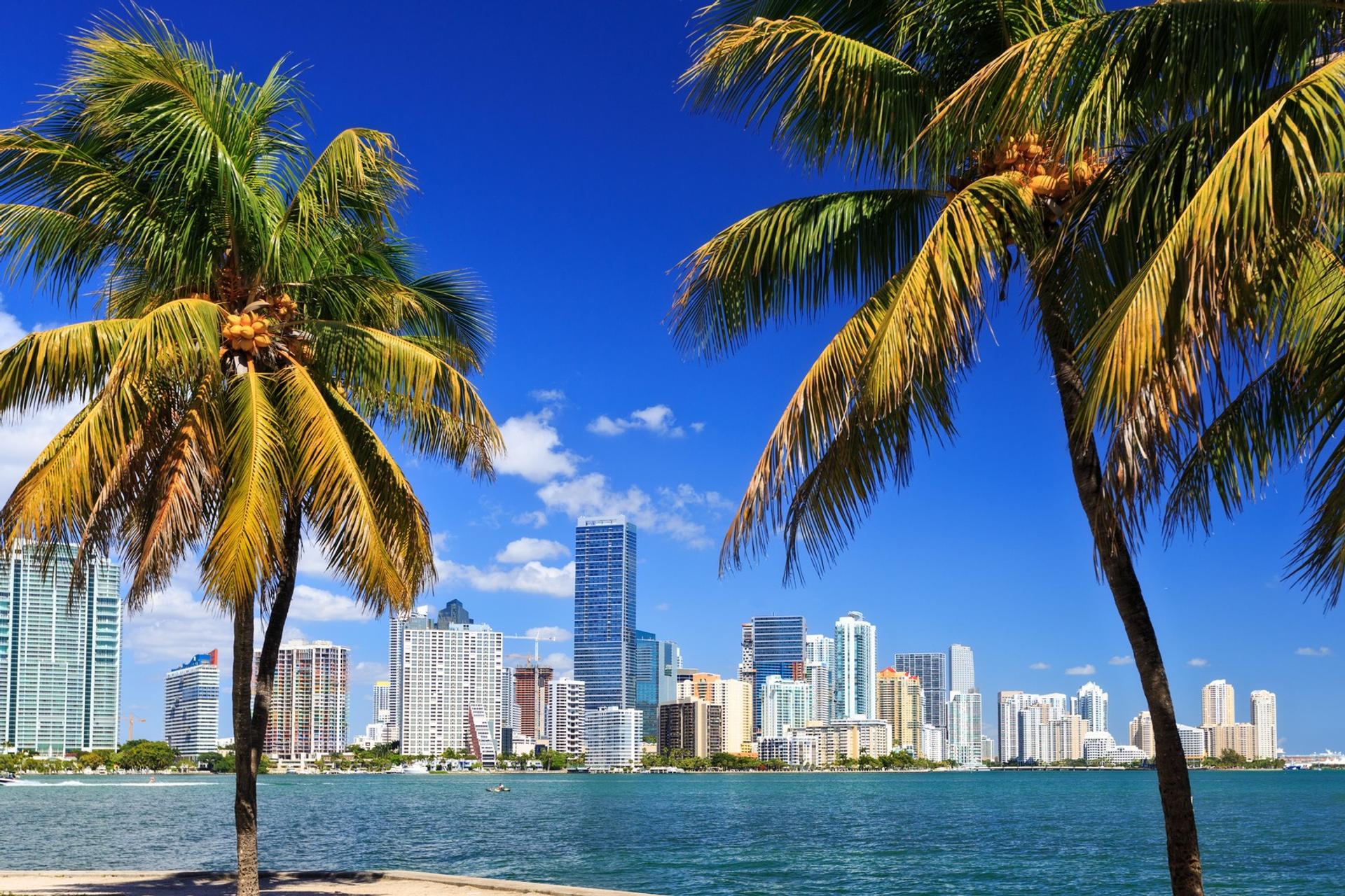 Architecture in Miami in partly cloudy weather