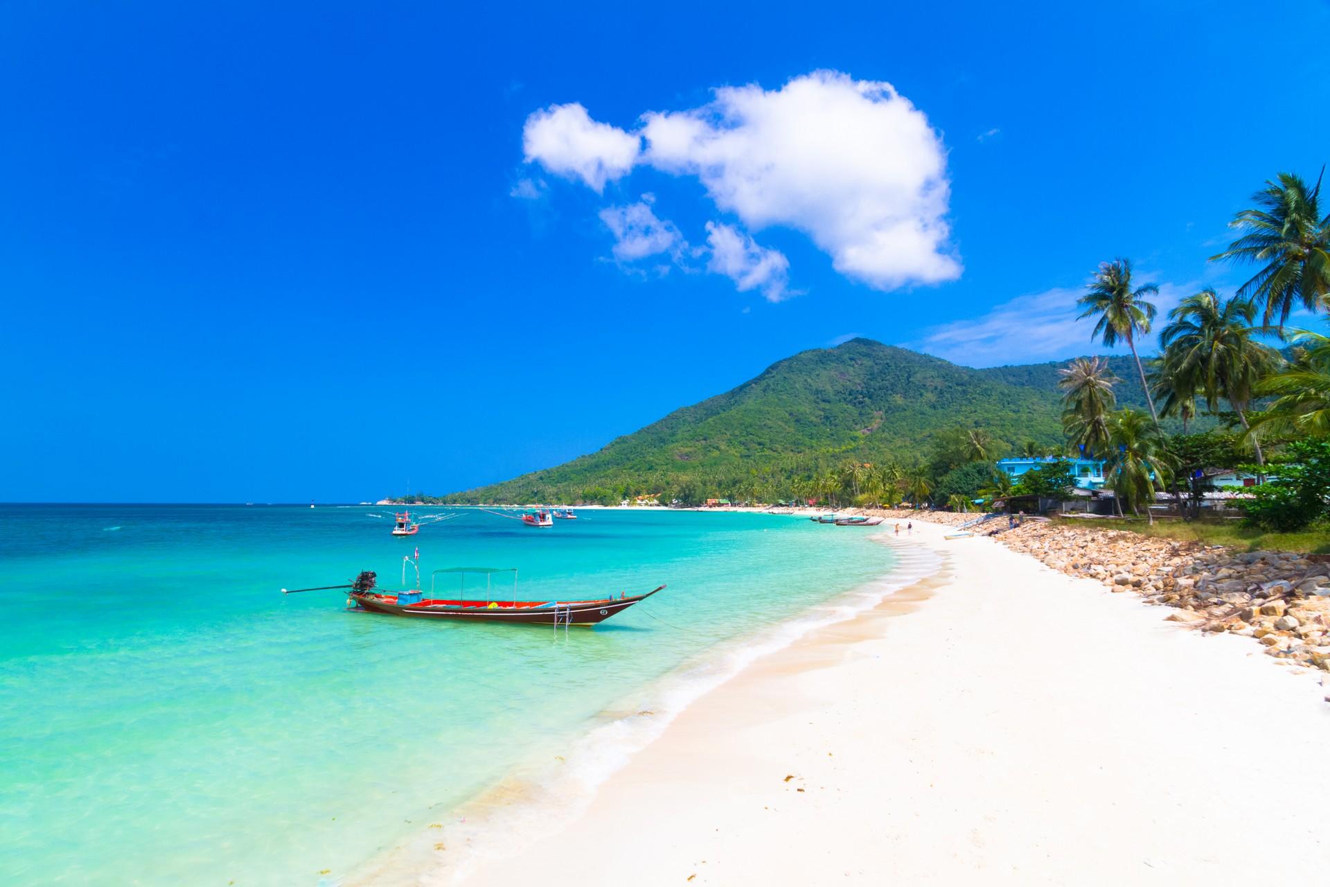 Amazing beach with turquise sea in Ko Lanta on a sunny day with some clouds