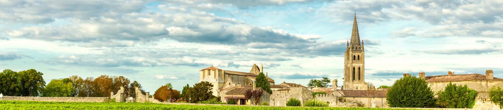 Countryside near Bordeaux on a sunny day with some clouds